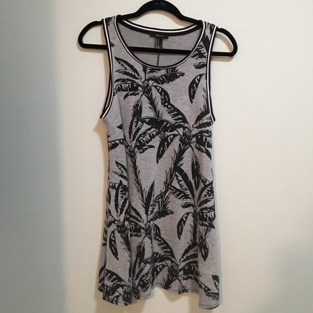 Barely worn summer dress.